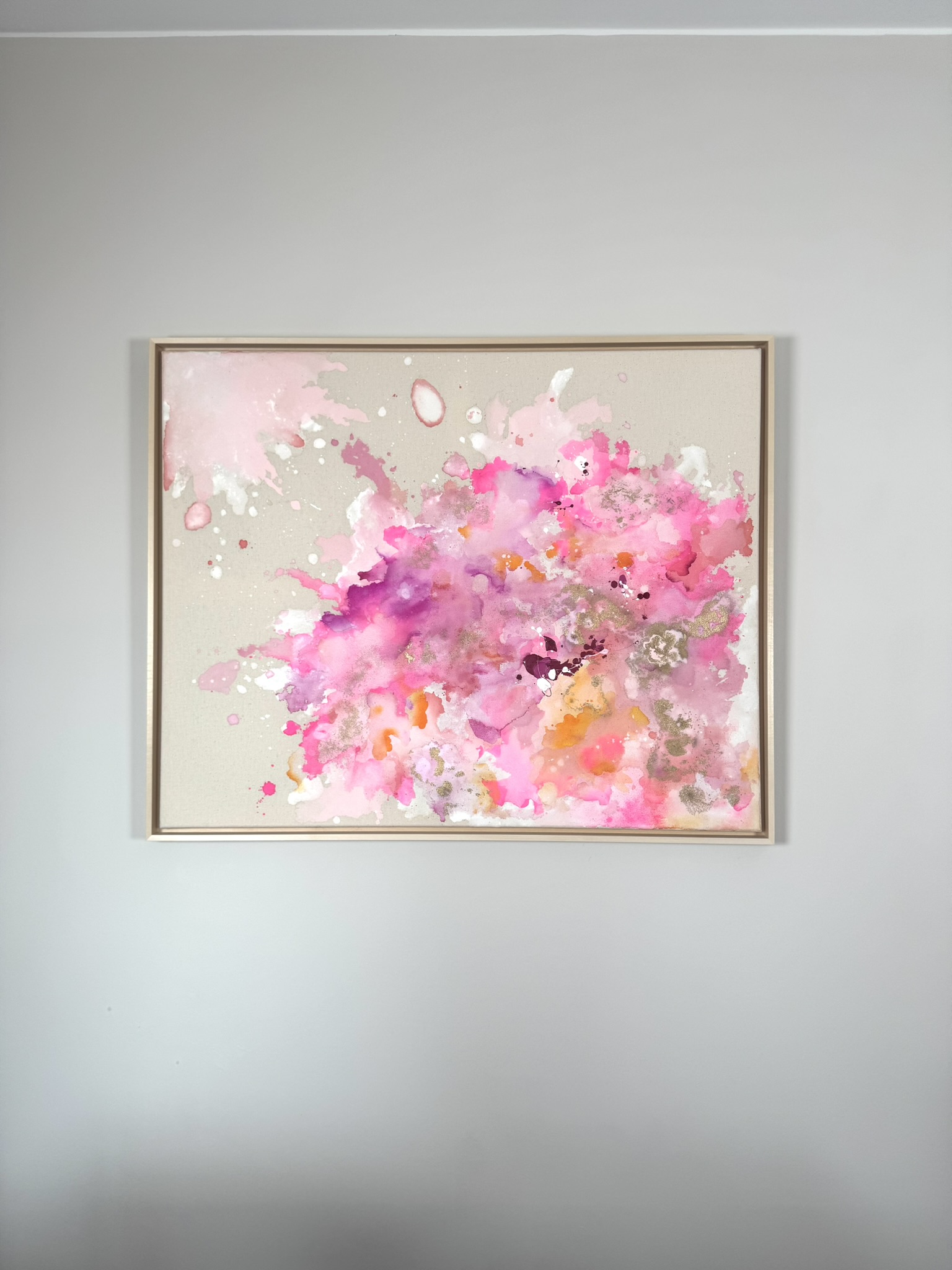 Bloom, 2026, Acryl und Gold auf roher Baumwollleinwand, Ansicht 6